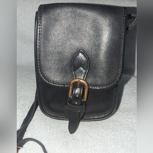 Vintage Robert Cheau Leathercraft crossbody bag.
